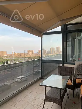 Satılır 4 otaqlı yeni tikili 200 m²