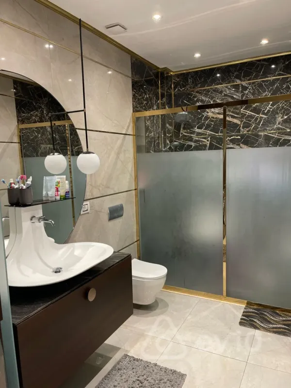 Satılır 4 otaqlı yeni tikili 200 m²