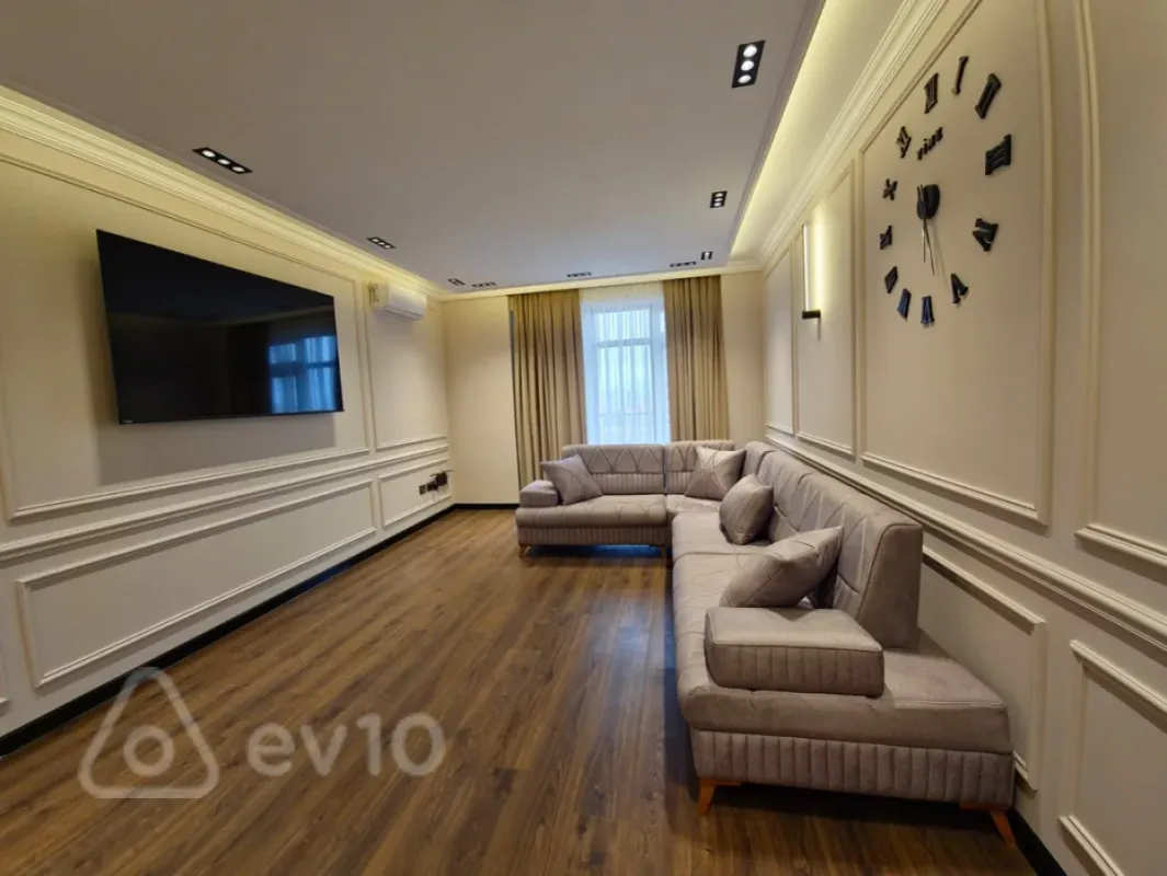 Kirayə verilir 3 otaqlı yeni tikili 107 m²
