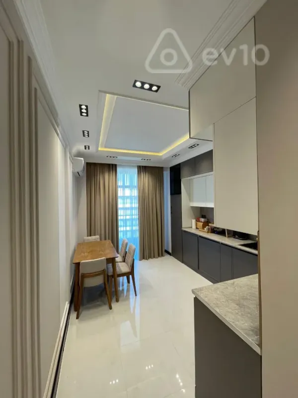 Kirayə verilir 2 otaqlı yeni tikili 105 m²