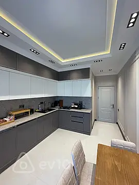 Kirayə verilir 2 otaqlı yeni tikili 105 m²