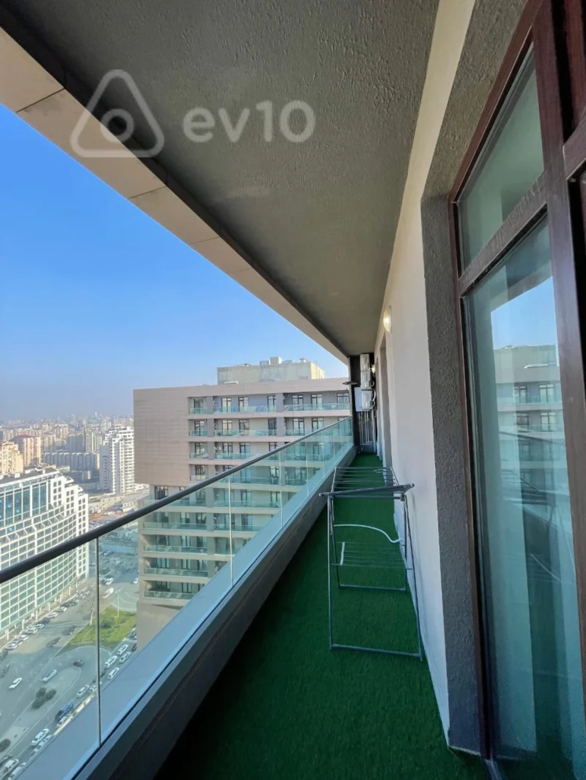 Kirayə verilir 2 otaqlı yeni tikili 105 m²
