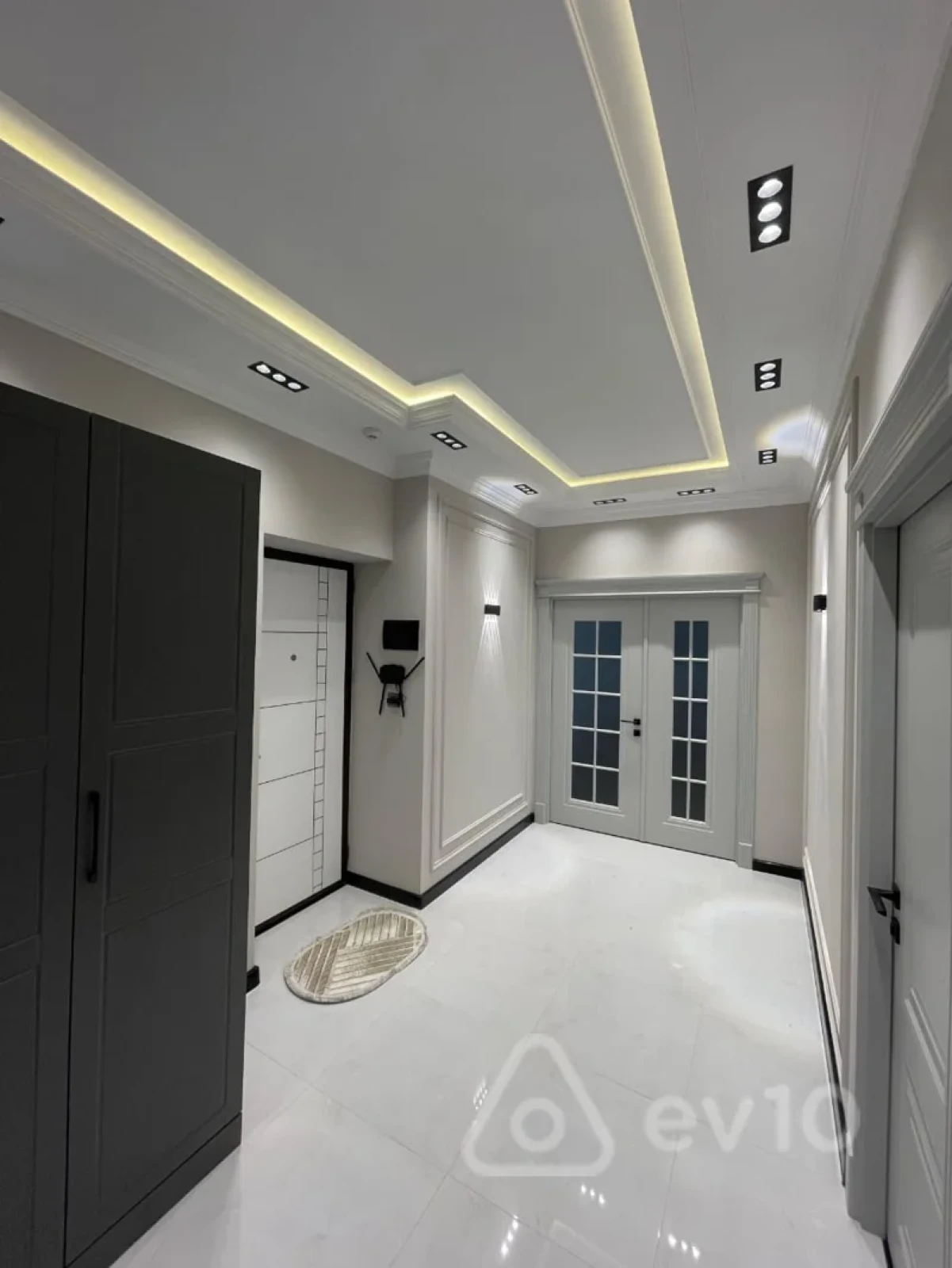 Kirayə verilir 2 otaqlı yeni tikili 105 m²