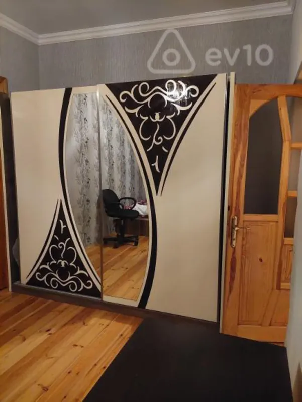 Kirayə verilir 3 otaqlı həyət evi 75 m²