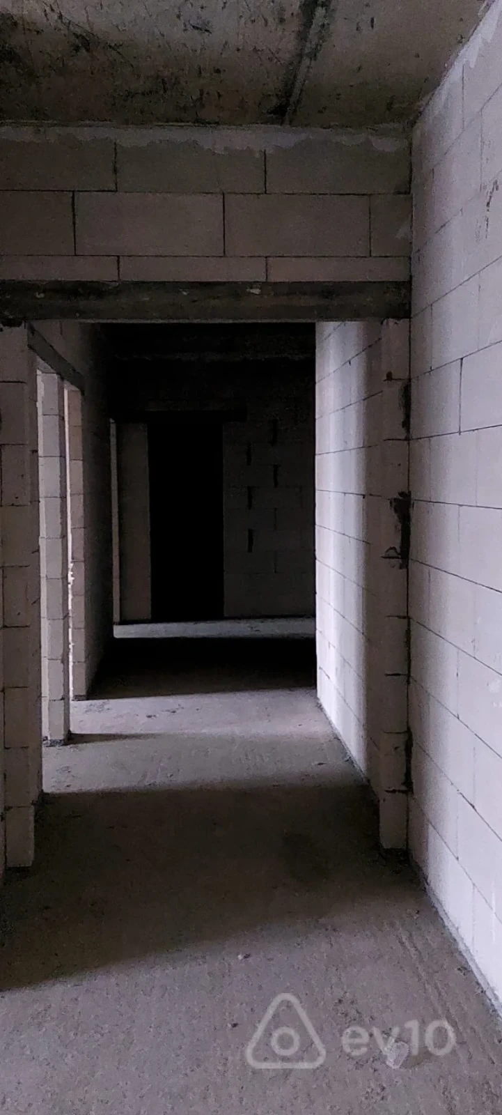 Satılır 5 otaqlı yeni tikili 230 m²