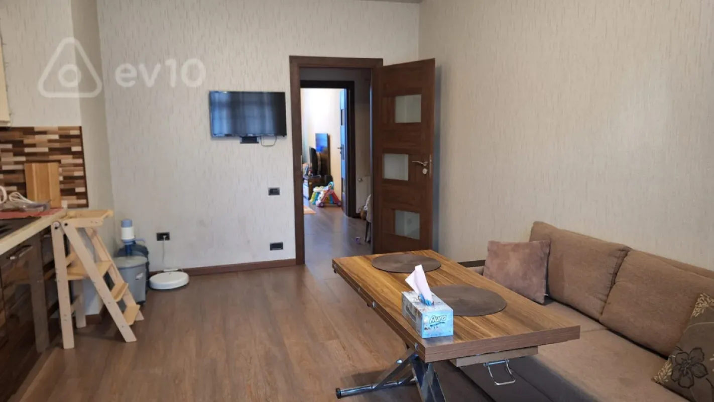 Satılır 2 otaqlı yeni tikili 92 m²