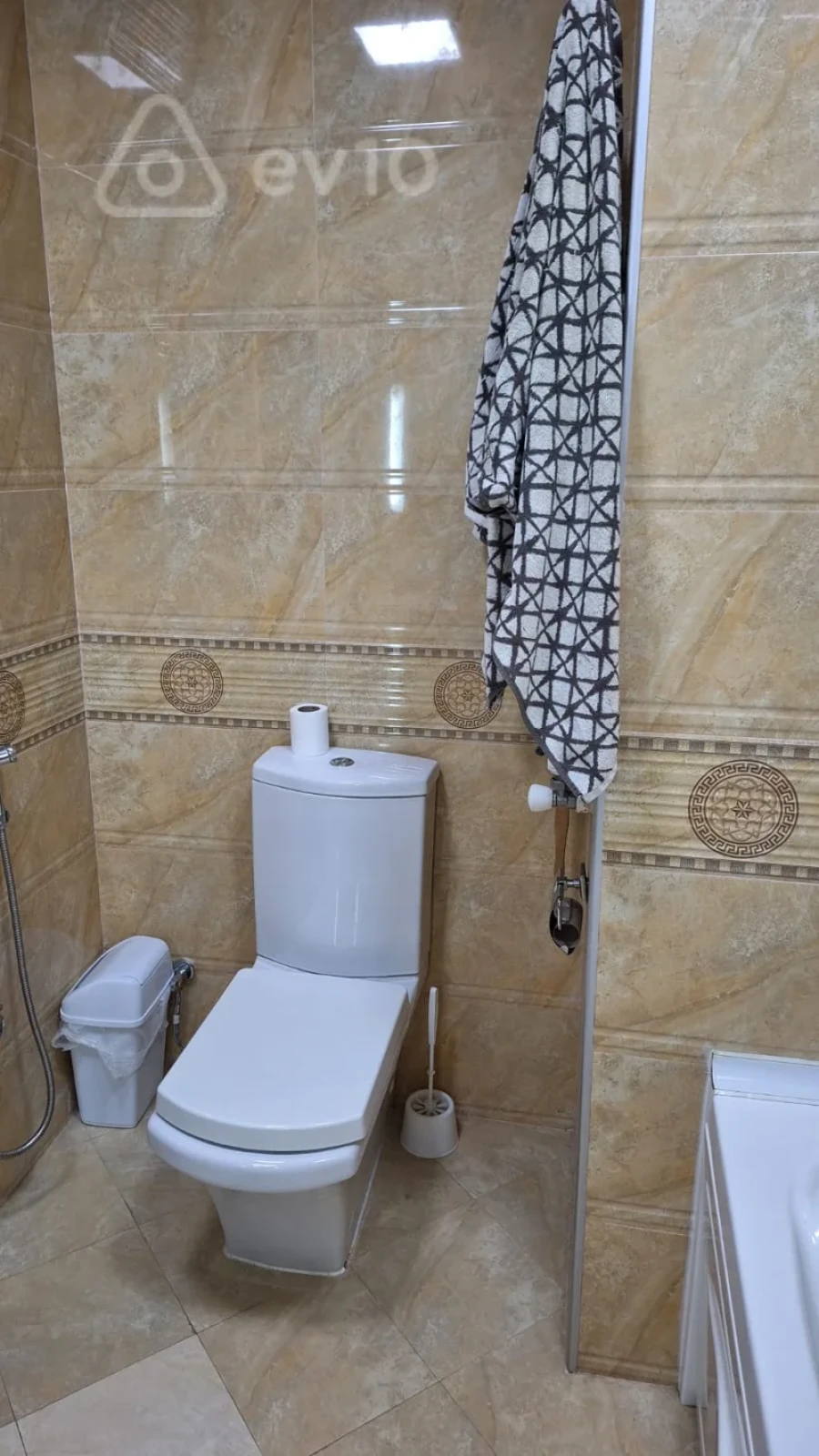 Satılır 2 otaqlı yeni tikili 92 m²