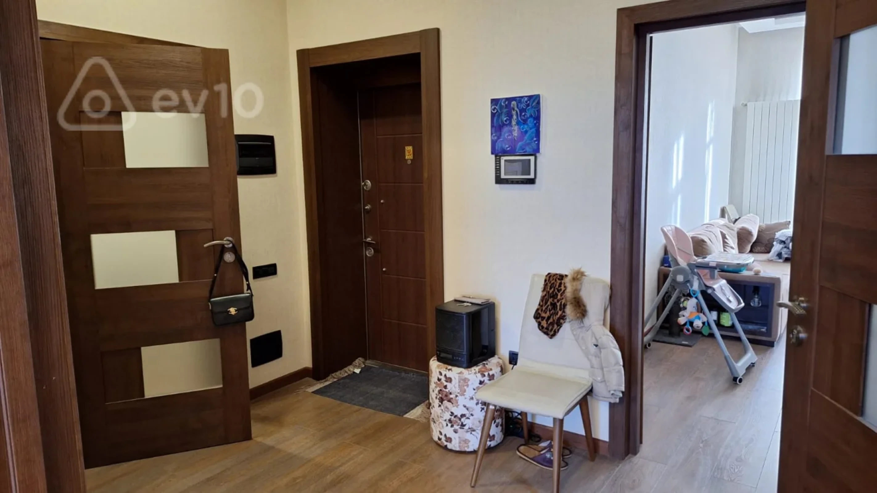 Satılır 2 otaqlı yeni tikili 92 m²