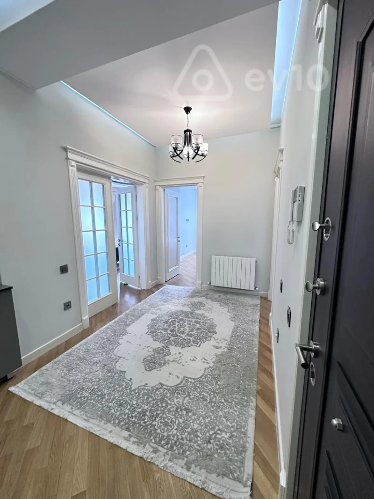 Satılır 3 otaqlı yeni tikili 110 m²