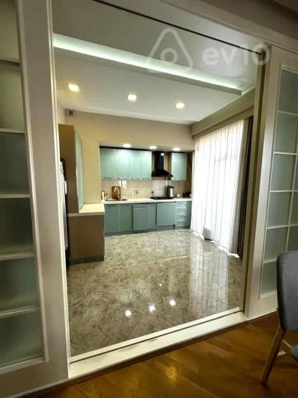 Satılır 3 otaqlı yeni tikili 110 m²