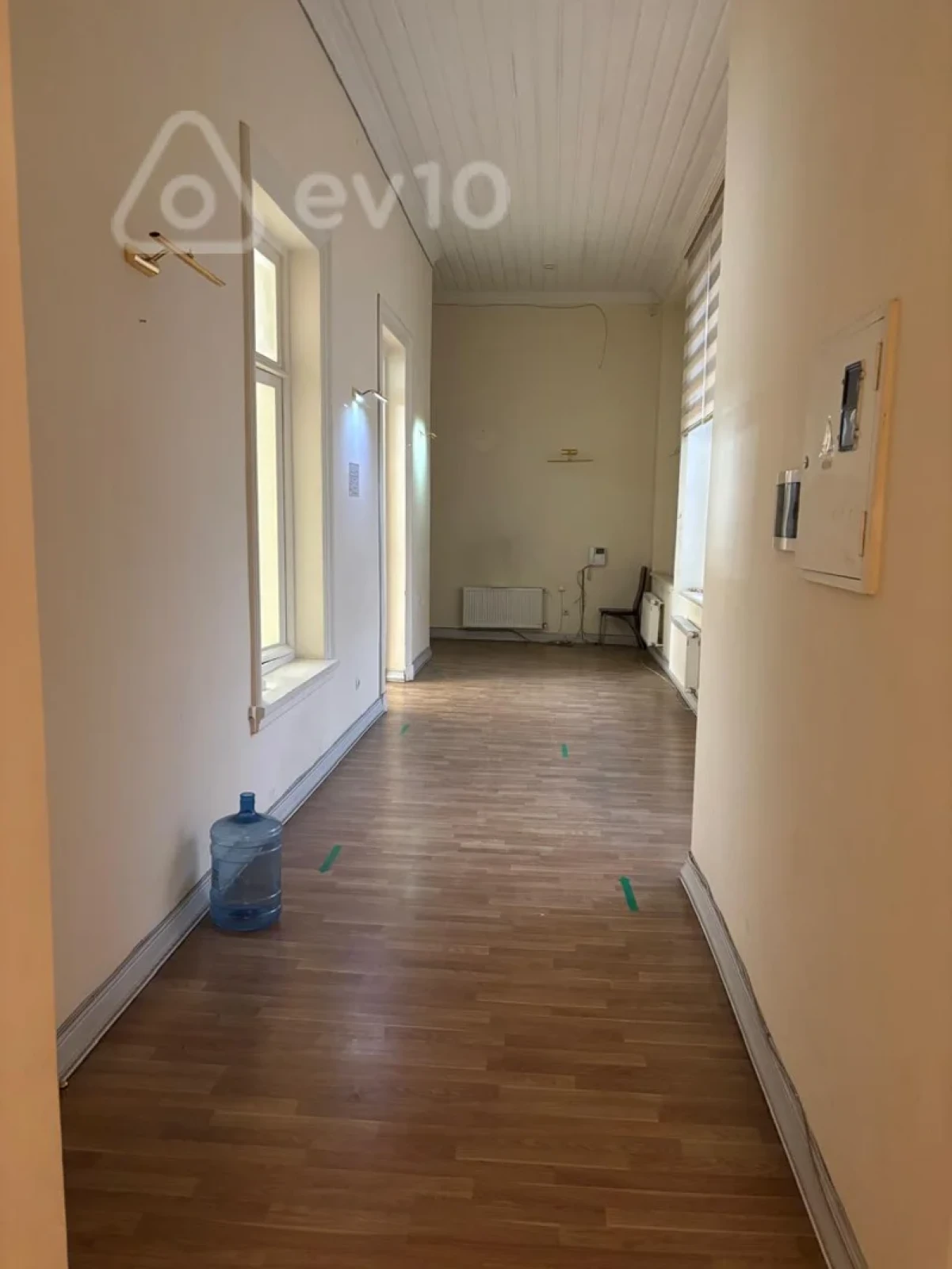 Kirayə verilir mənzil 370 m²