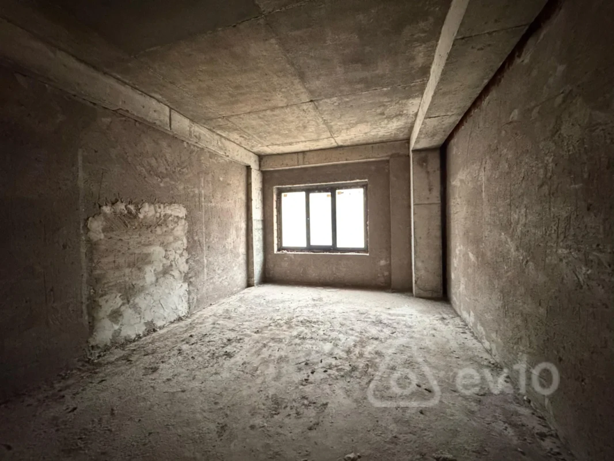 Satılır 3 otaqlı yeni tikili 132 m²