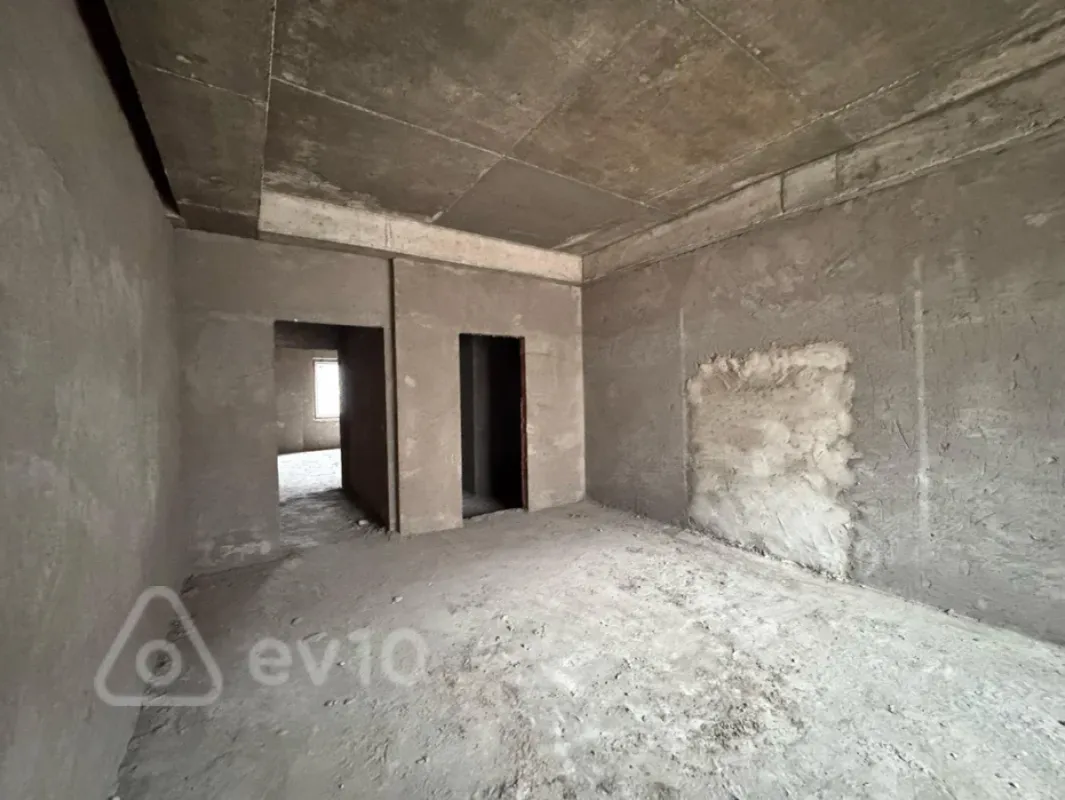 Satılır 3 otaqlı yeni tikili 132 m²