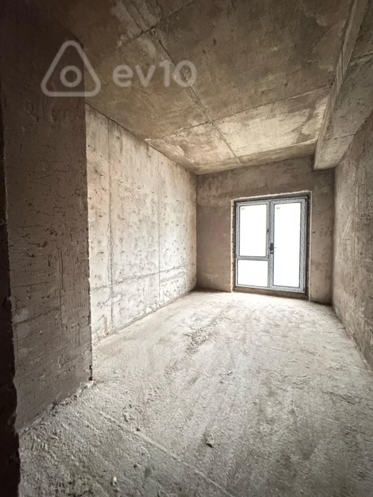 Satılır 3 otaqlı yeni tikili 132 m²