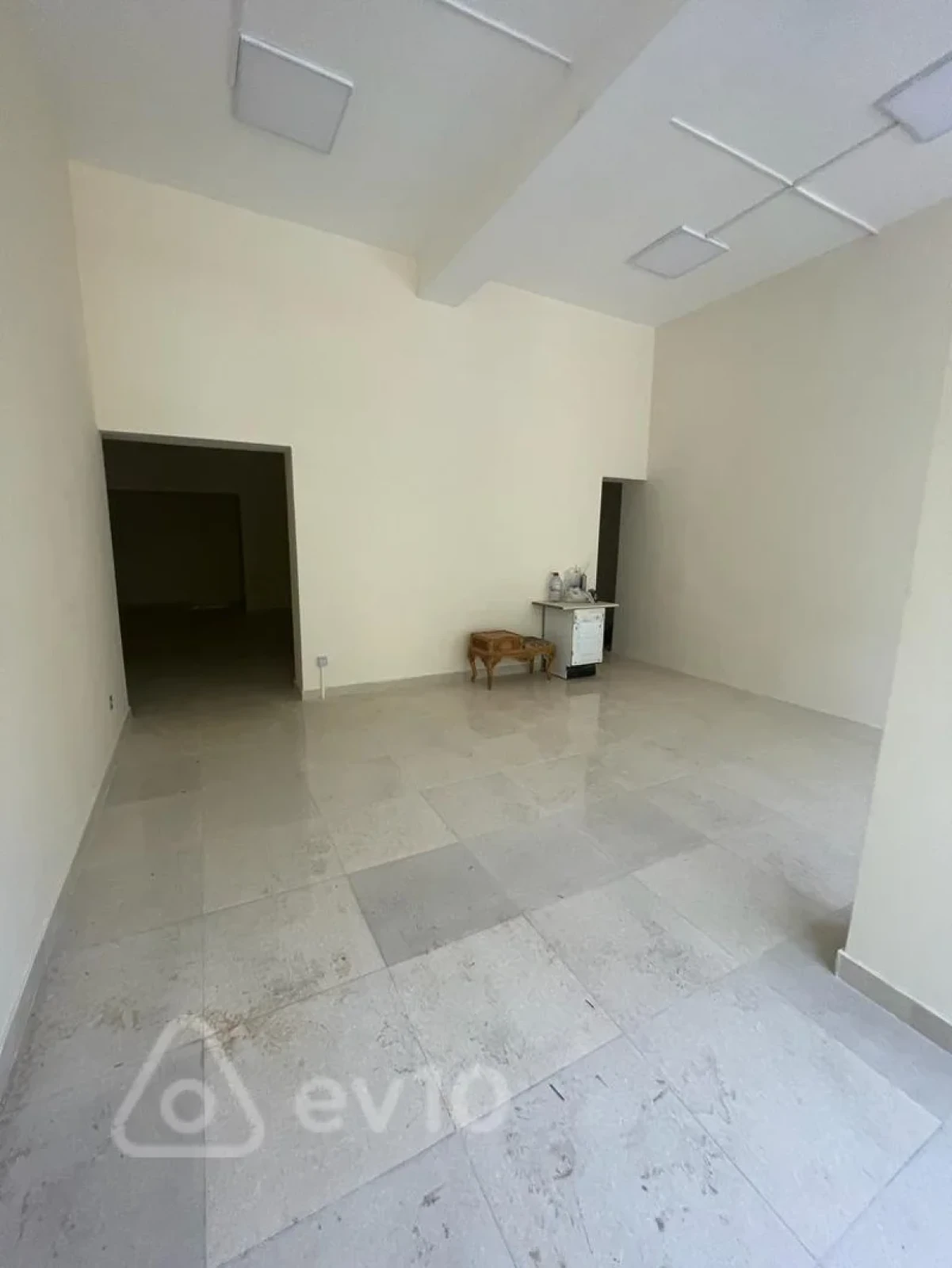 Satılır mənzil 115 m²