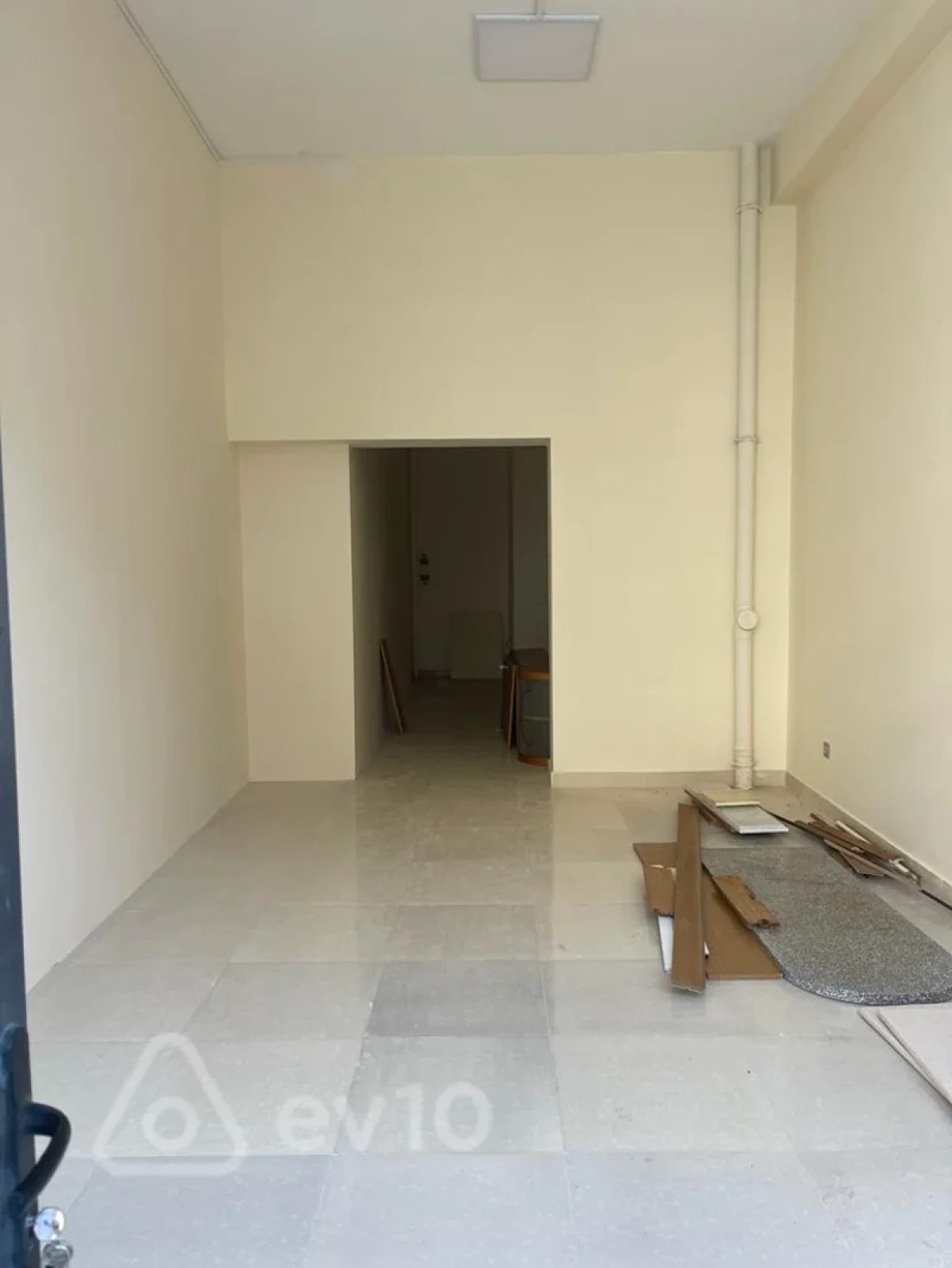 Satılır mənzil 115 m²
