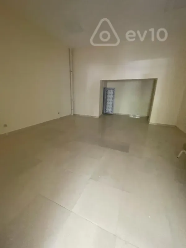 Satılır mənzil 115 m²