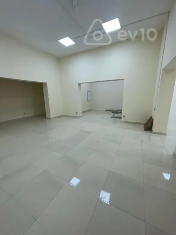 Satılır mənzil 115 m²