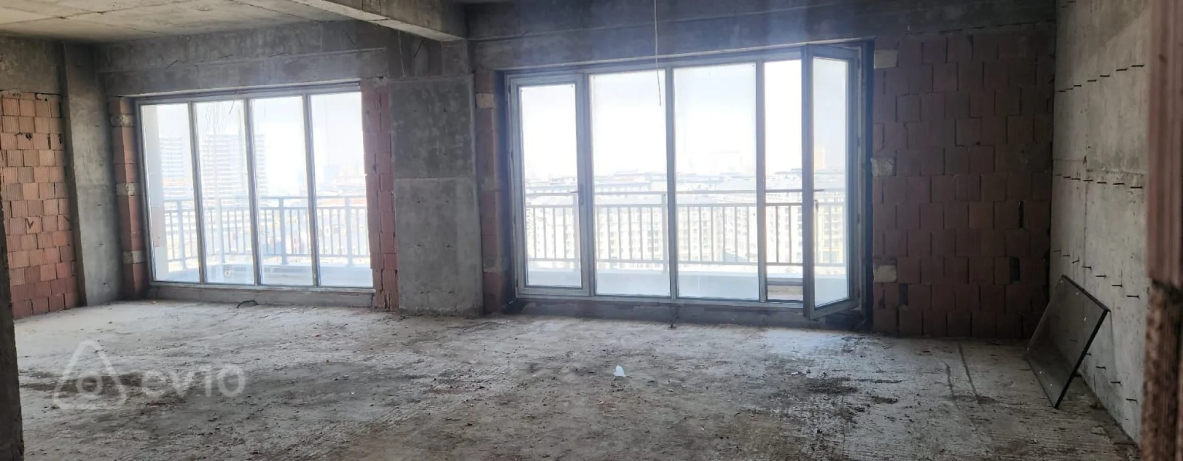 Satılır 3 otaqlı yeni tikili 157 m²