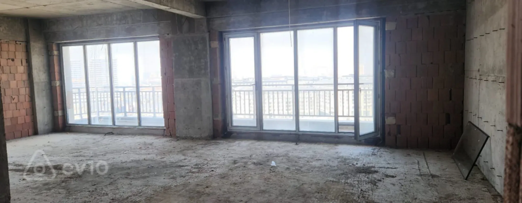Satılır 3 otaqlı yeni tikili 157 m²