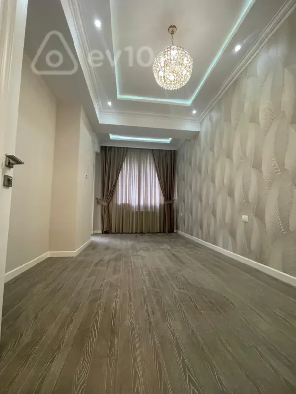 Satılır 3 otaqlı yeni tikili 138 m²