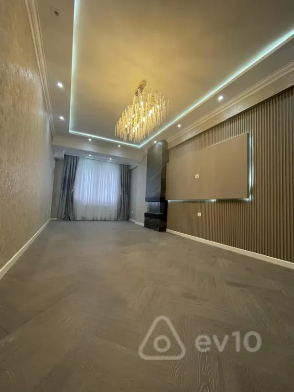 Satılır 3 otaqlı yeni tikili 138 m²
