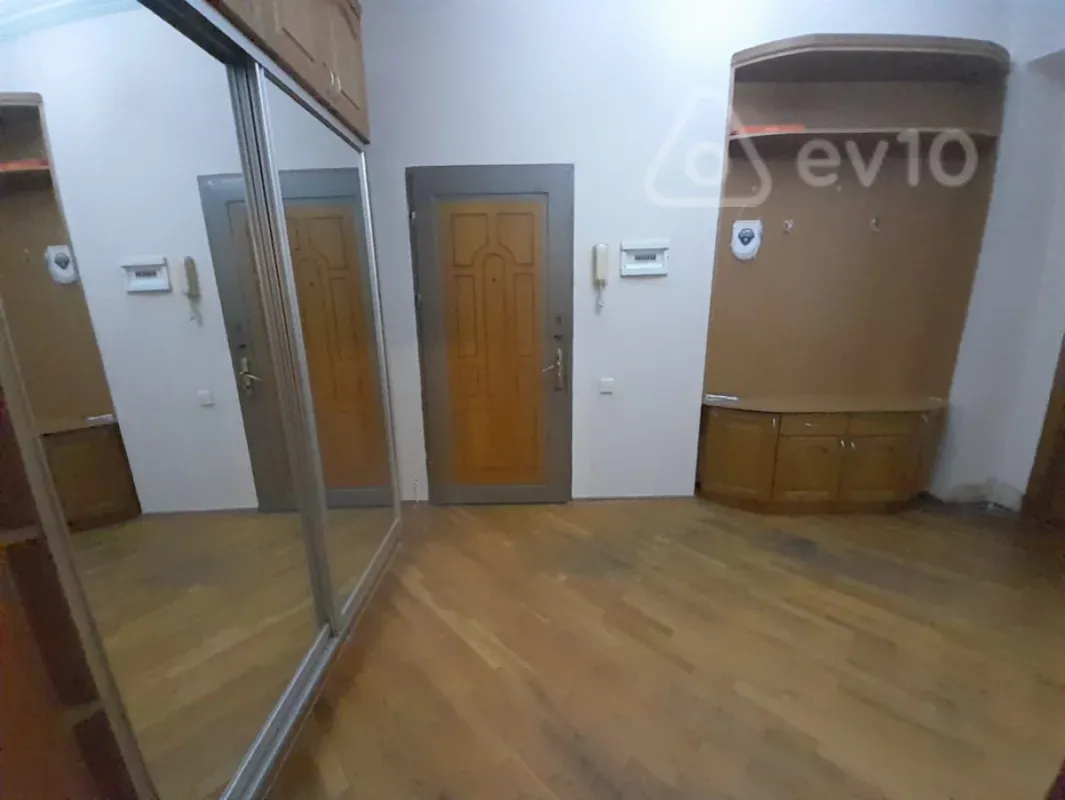 Kirayə verilir 3 otaqlı yeni tikili 90 m²