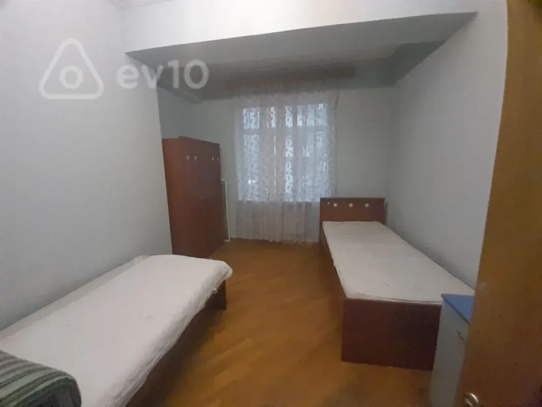 Kirayə verilir 3 otaqlı yeni tikili 90 m²