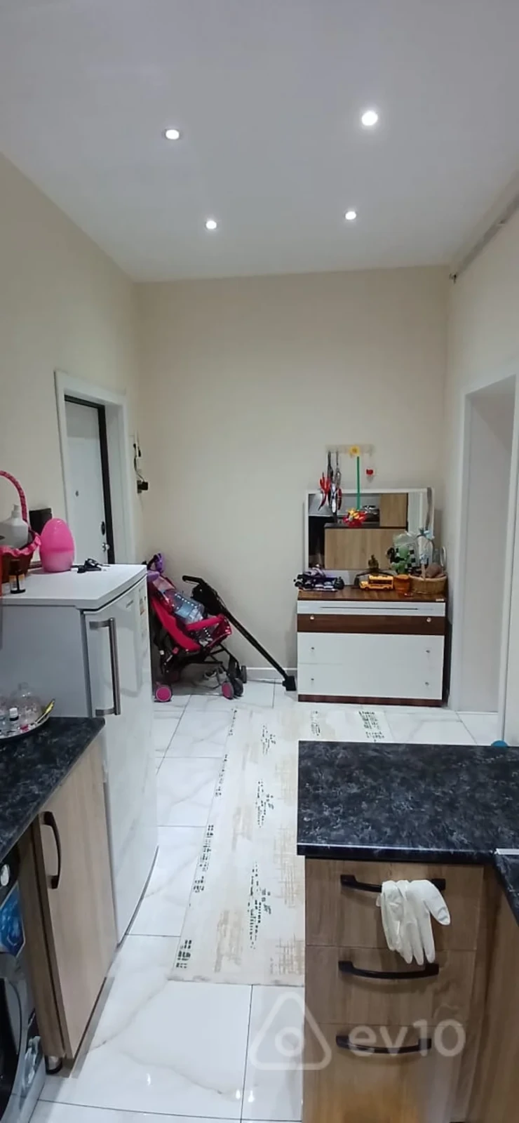 Satılır 2 otaqlı yeni tikili 52 m²