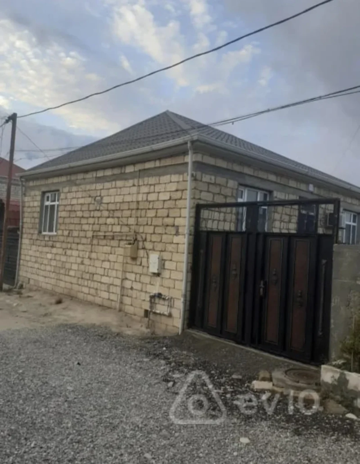 Satılır 3 otaqlı həyət evi 90 m²