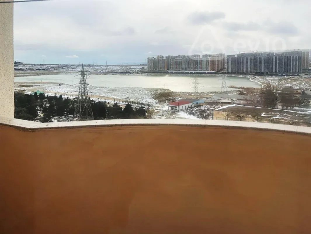 Satılır 3 otaqlı yeni tikili 133 m²