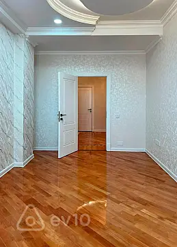 Satılır 3 otaqlı yeni tikili 133 m²