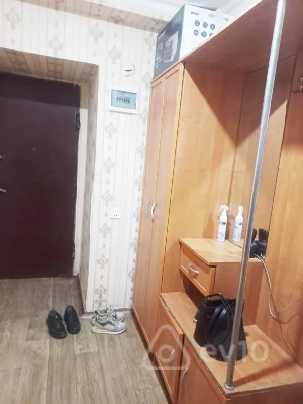 Satılır 4 otaqlı köhnə tikili 110 m²