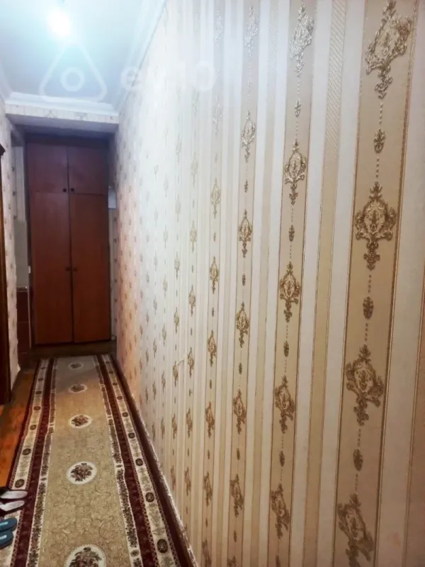 Satılır 4 otaqlı köhnə tikili 110 m²