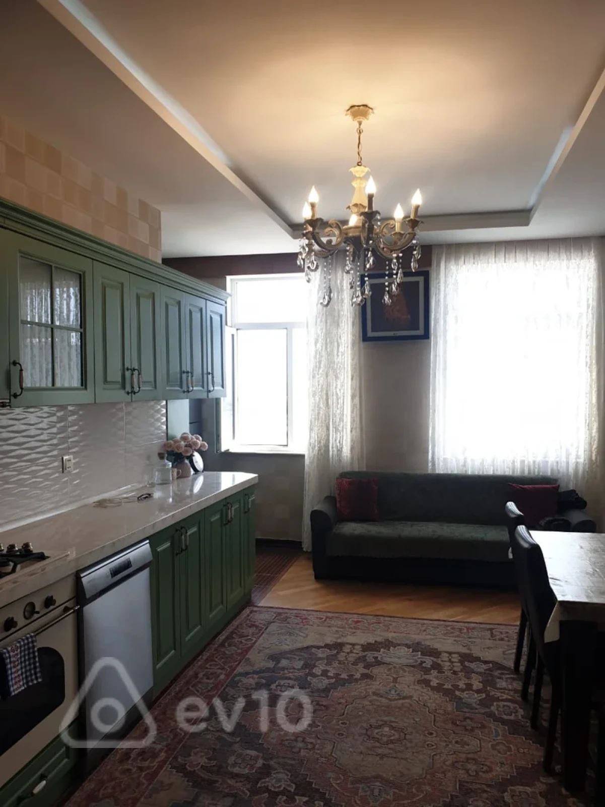 Satılır 3 otaqlı yeni tikili 140 m²