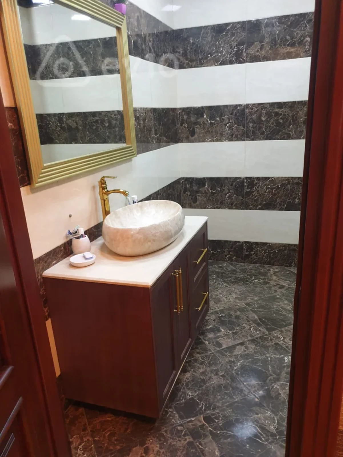 Satılır 3 otaqlı yeni tikili 140 m²