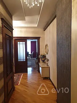 Satılır 3 otaqlı yeni tikili 140 m²