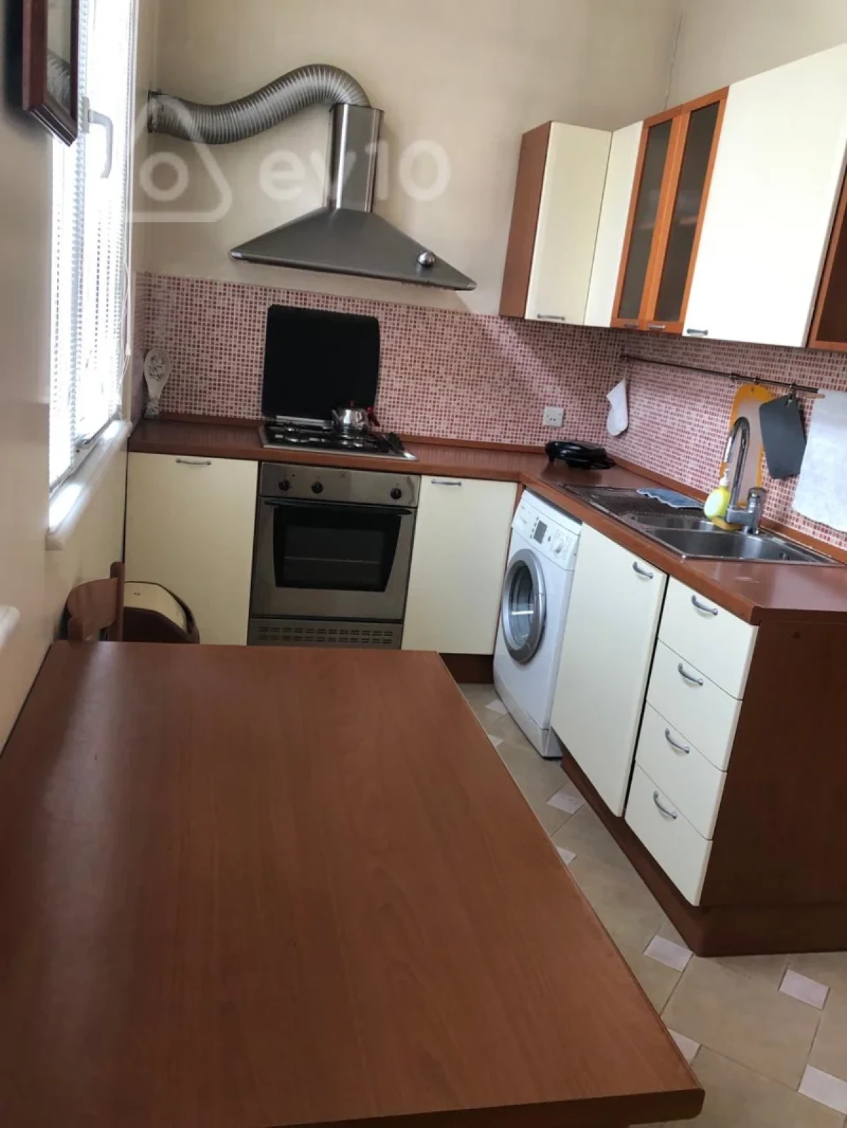 Kirayə verilir 4 otaqlı yeni tikili 100 m²