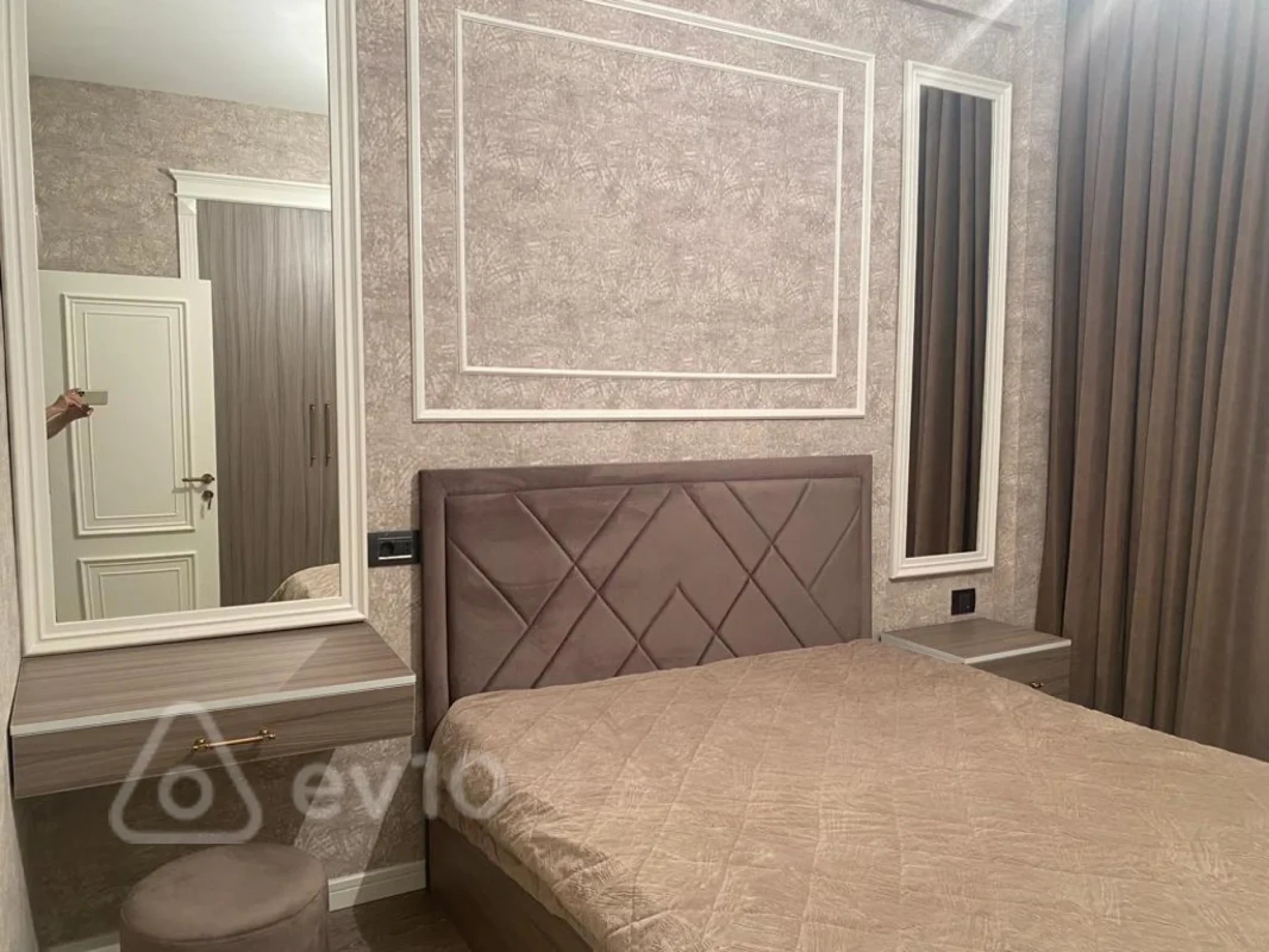 Satılır 2 otaqlı yeni tikili 59 m²