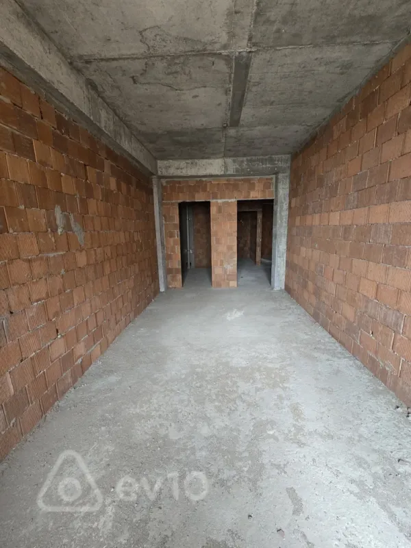 Satılır 3 otaqlı yeni tikili 138.6 m²