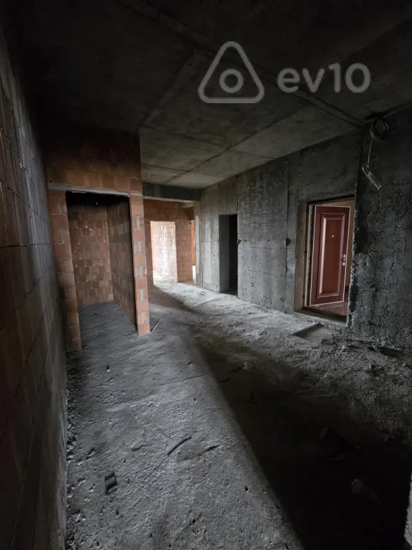 Satılır 3 otaqlı yeni tikili 138.6 m²