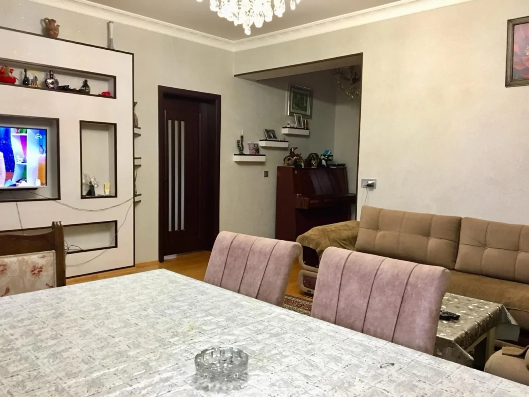Satılır 6 otaqlı həyət evi 200 m²