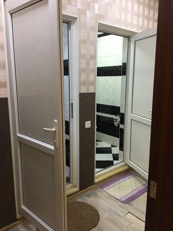 Satılır 6 otaqlı həyət evi 200 m²