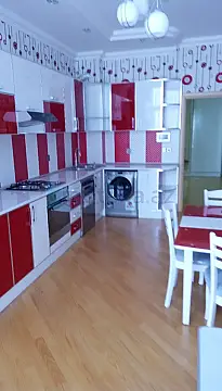 Satılır 3 otaqlı yeni tikili 140 m²