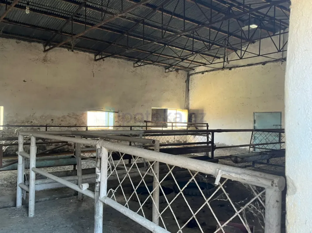 Satılır 10 otaqlı obyekt