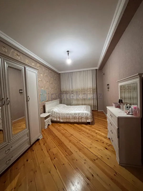 Satılır 2 otaqlı yeni tikili 74 m²