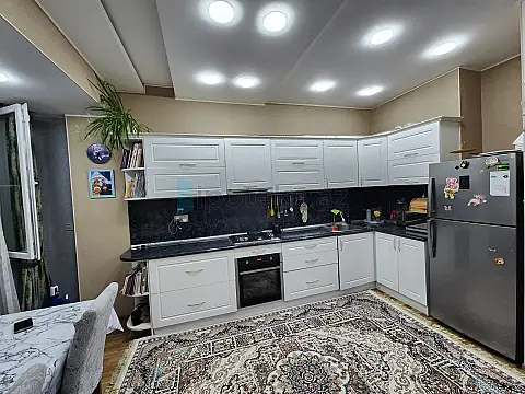 Satılır 2 otaqlı yeni tikili 70 m²