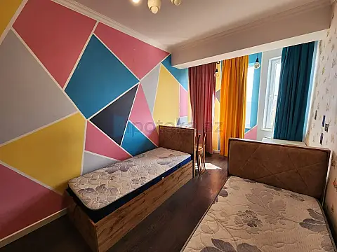 Satılır 3 otaqlı yeni tikili 70 m²