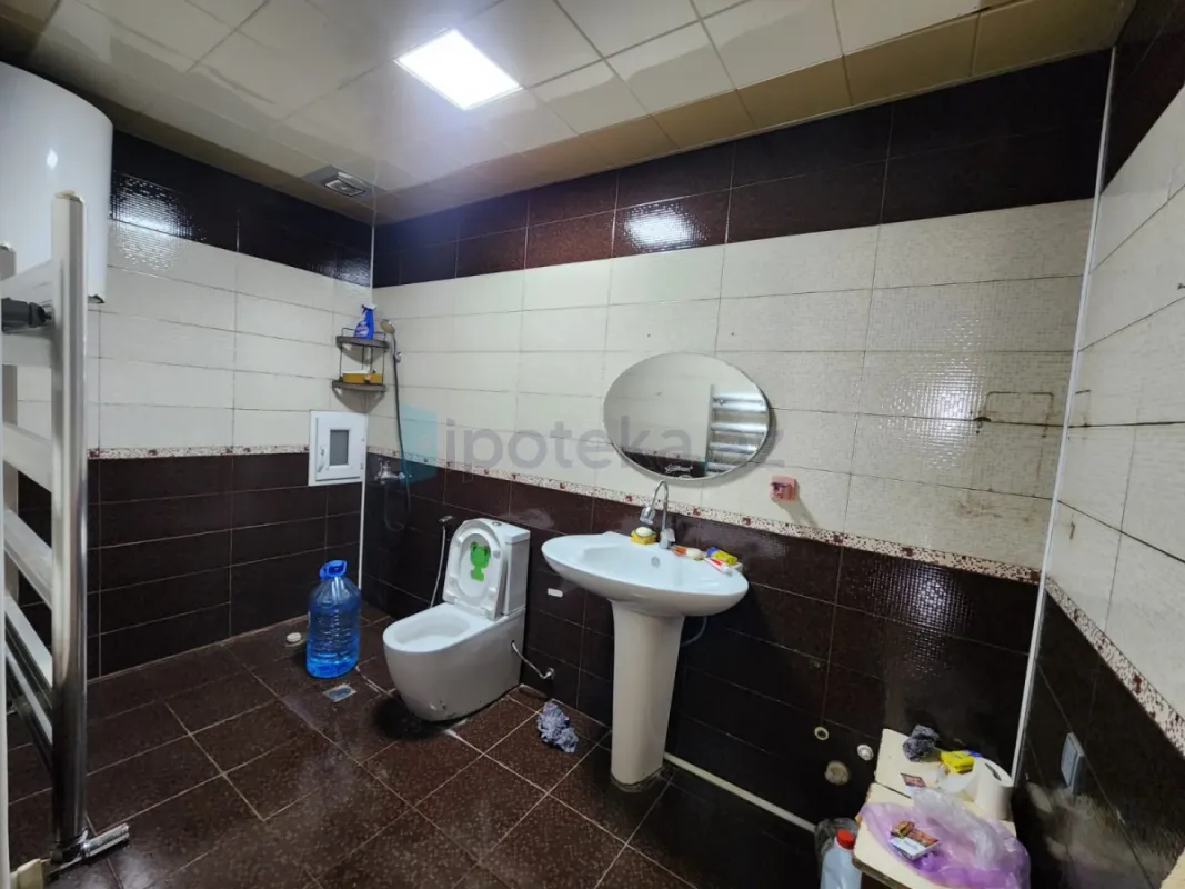 Satılır 2 otaqlı yeni tikili 63 m²