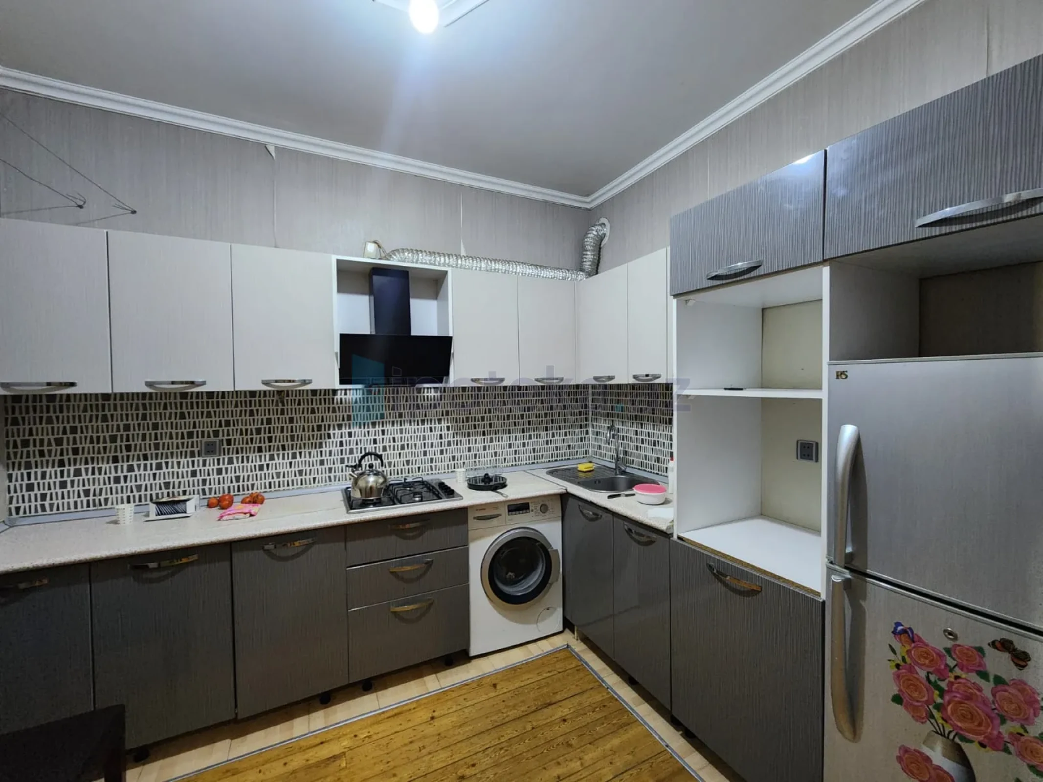 Satılır 2 otaqlı yeni tikili 63 m²
